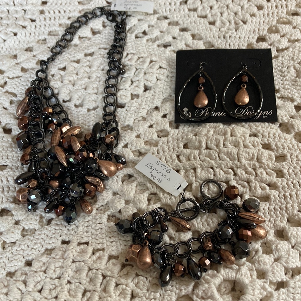 New Premier Designs Espresso Bracelet Necklace Earrings Set 16$